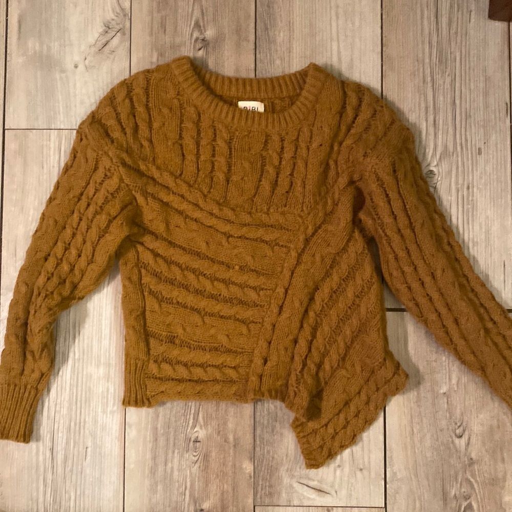 NWT Small BiBi Cable Knit Gold Sweater